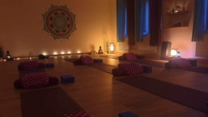 RESTORATIVE YOGA - Restorativní jóga